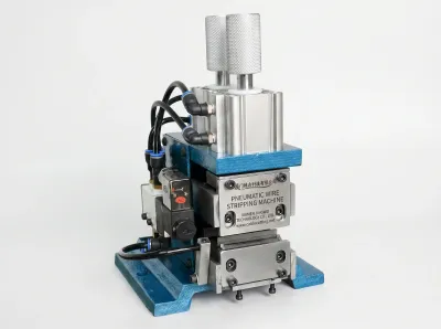 Verticale Pneumatische Draadstripmachine AWG 18-32