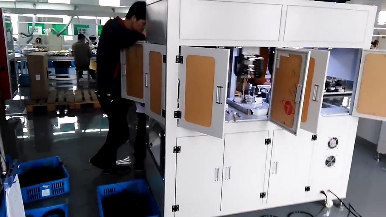 Cirkel- en 8-vormige automatische snij-, wikkel- en bindmachine WPM 80DM001 - Efficiënte textielverwerking