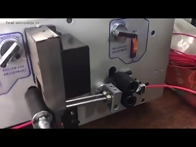 SWT508 NX2 - Automatische draadstript- en twistmachine voor enkele en dubbele draden