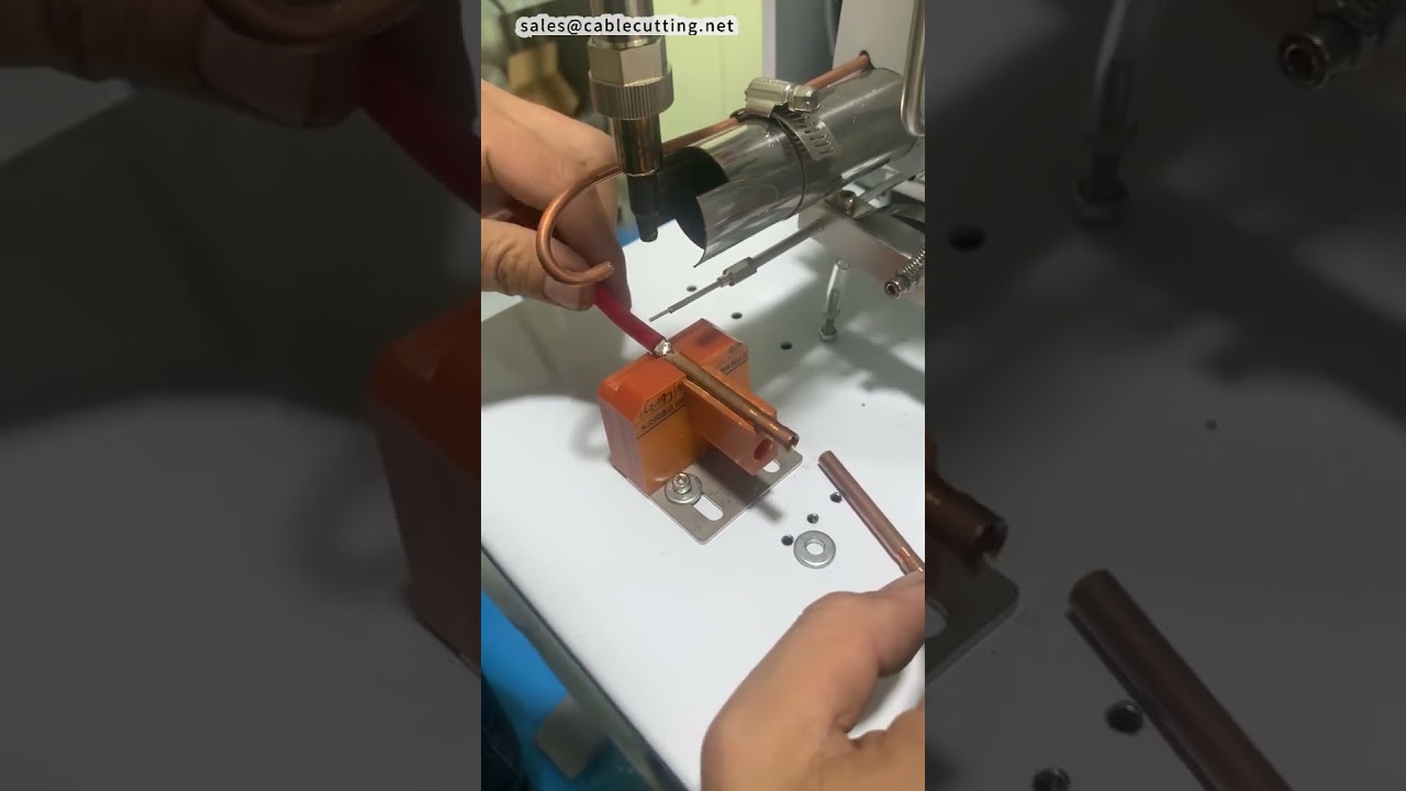 Semi-automatische soldeermachine voor 8AWG siliconendraad op koperen buis | Fabriek & Machine