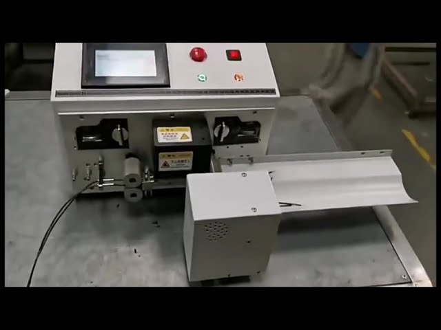 Halfautomatische kabelstripmachine met twistfunctie – voor snoeren en kabels