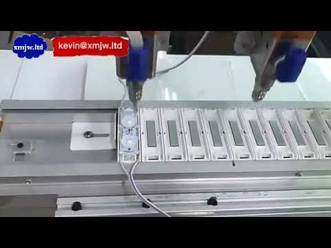 Volledig Automatische Meerkleuren Lijmdispensermachine – Precisie & Snelheid