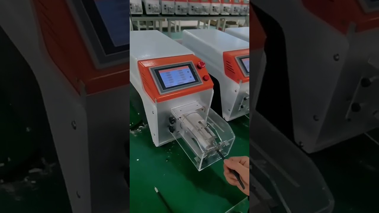 Automatische coaxkabel stripmachine – Precisie mantelverwijdering