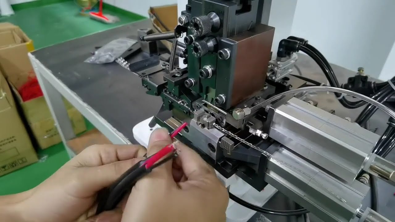Continue Strip Terminal Machine voor Dubbeldraads Verwerking | Automatische Draadverwerkingsmachine