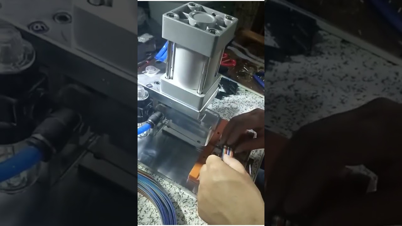 Semi-automatische draagbare soldeermachine voor Lightning iPhone snellaadkabelconnector – Lage prijs