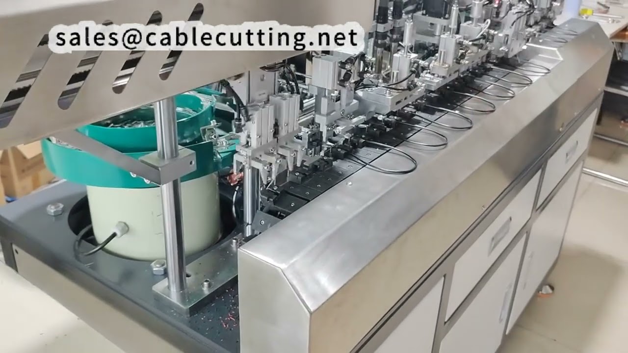 Volledig Automatische Soldeermachine voor 2-aderige Datakabels - 1200-1300 stuks/uur, Compact Ontwerp