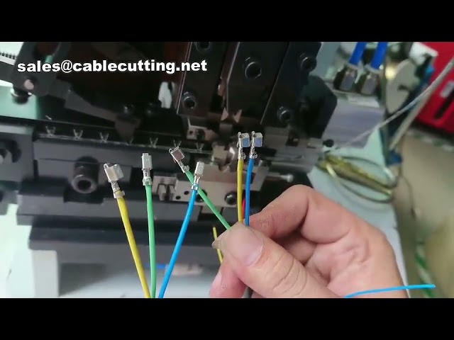 Terminalkrimpmachine met draadstripfunctie – Efficiënt draadstrippen en krimpen in één