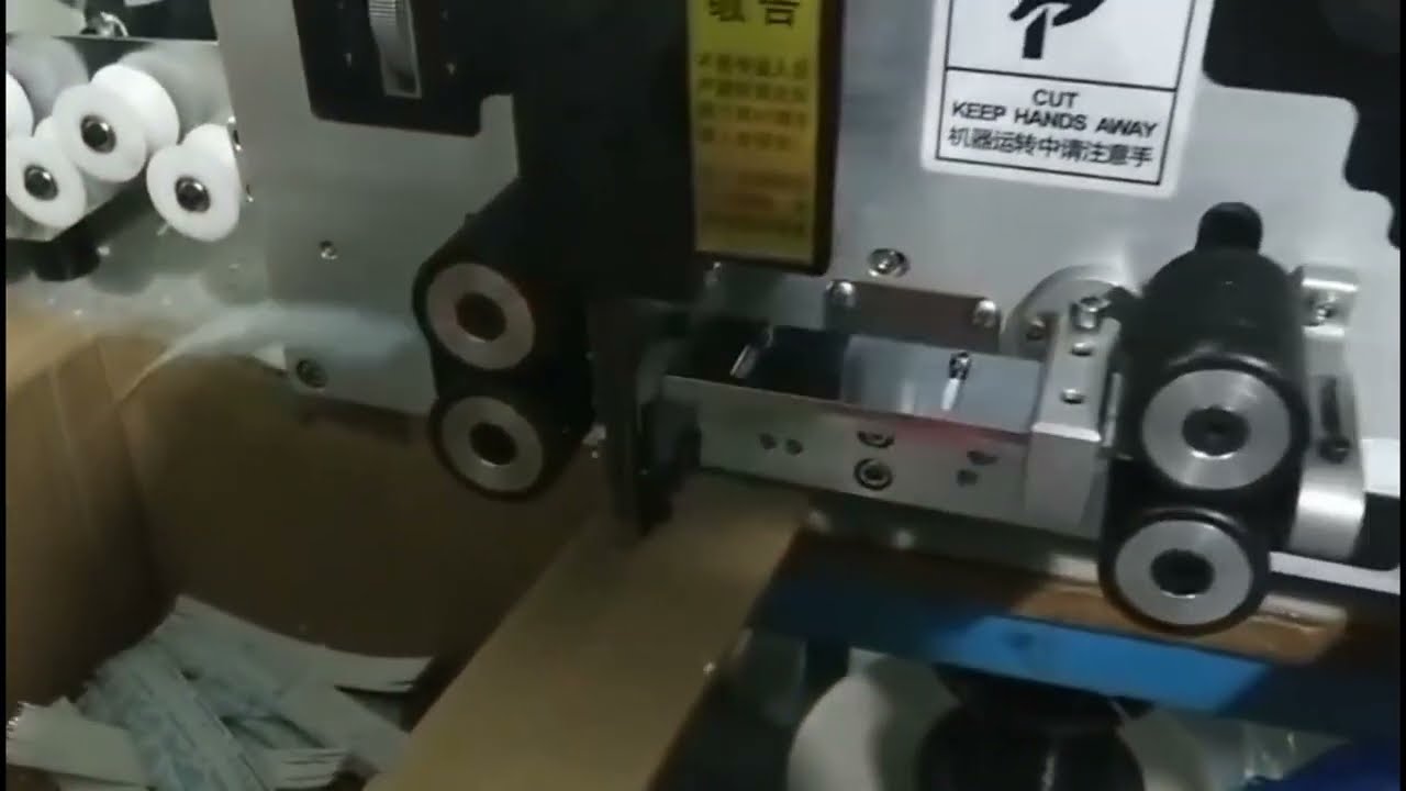Automatische lintkabel snij- en stripmachine voor efficiënte productie