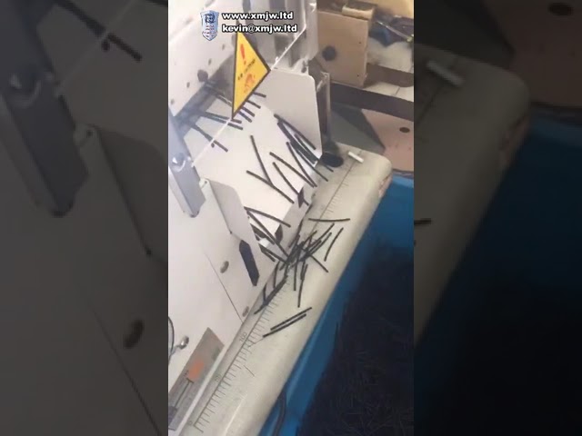 Automatische krimpkous- en PVC-buissnijmachine | Hittekrimp, tape en buizen snijden