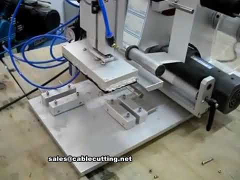 Semi-automatische etiketteermachine voor platte kartonnen dozen | Efficiënte verpakkingsoplossingen