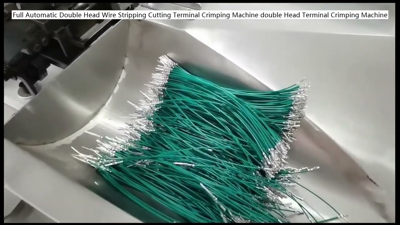 Volledig automatische dubbele kop draadstripper, -snijder en terminalkrimpmachine – Efficiënte kabelverwerking