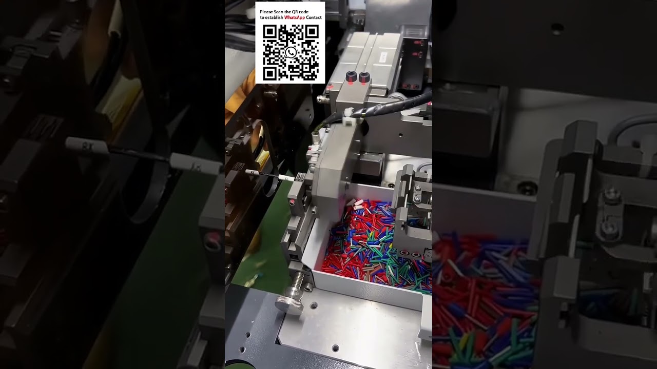 Alles-in-één: strippen, crimpen van buisconnectoren & plaatsen van hulzen | Geautomatiseerde apparatuur