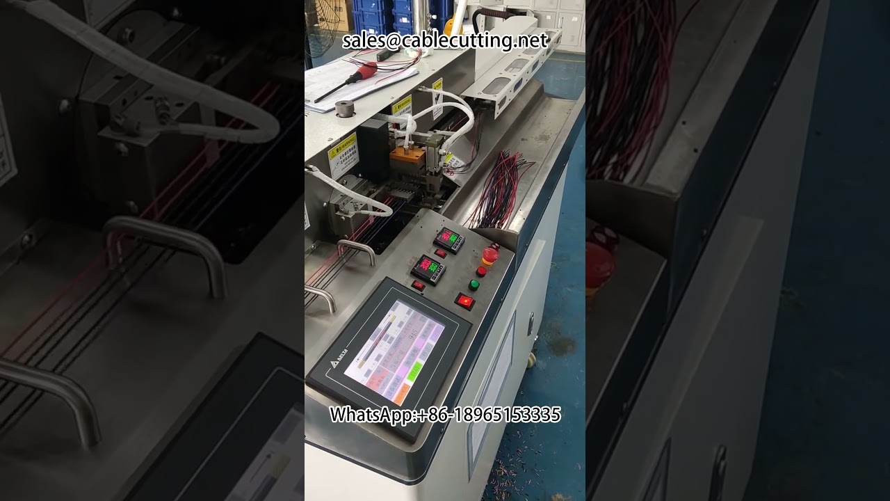 Automatische dubbelzijdige vertinmachine voor kabelbomen #kabelboomapparatuur #stripmachine