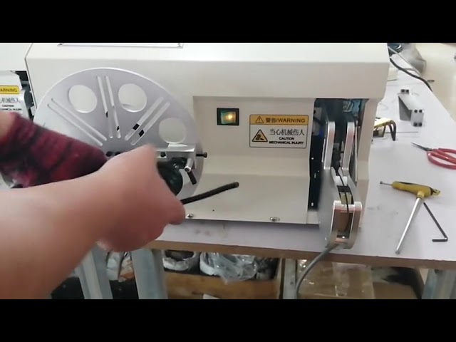 Economische drukknopmachine voor USB-kabel opwinden en binden - Alles-in-één