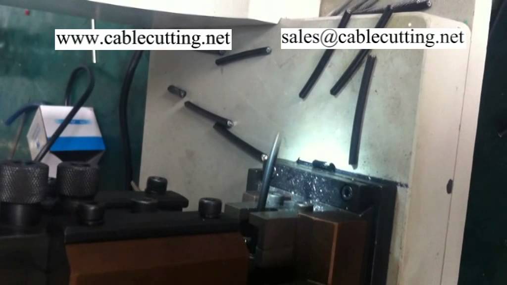 Staaldraadsnijmachine in actie | Efficiënte kabelverwerking - cablecutting.net